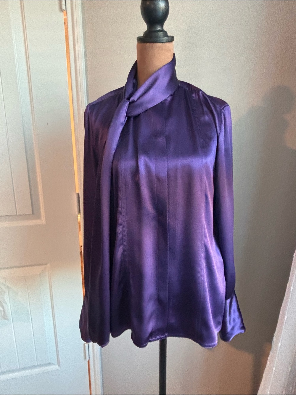 Ralph Lauren Collection Purple Label 100% Silk Satin Tie Neck Blouse Size 8 - Picture 4 of 16